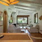 Vakantiehuis Casa Nurru Orosei