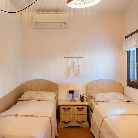 וילה Casa Nurru